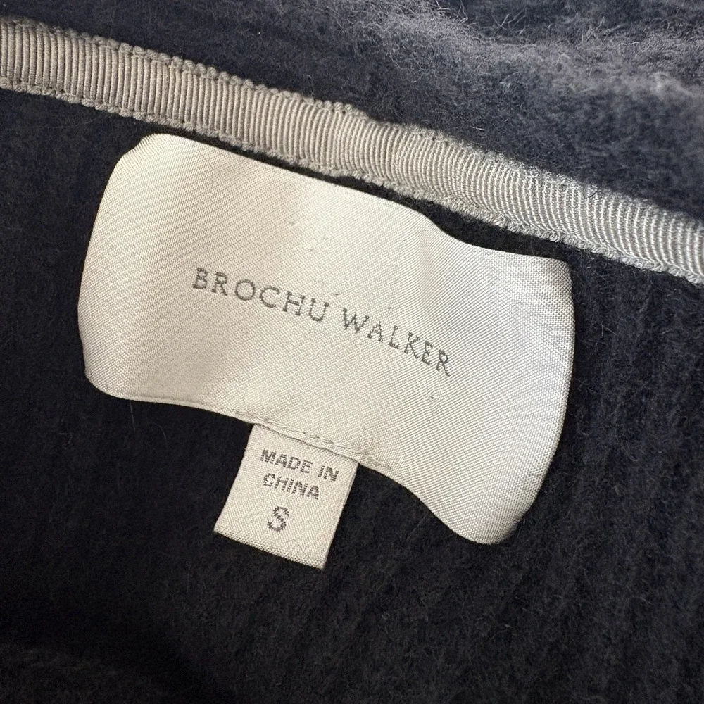 Brochu Walker Sweater‎ Womens Size Small Black Asymmetrical Hem Knit Pullover